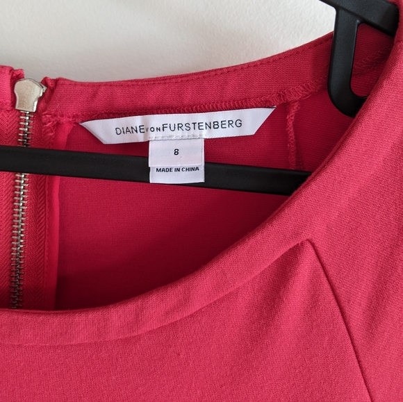 Gorgeous Diane Von Furstenberg dress - Picture 2 of 5